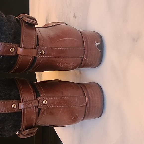 *** SOLD*** Tory Burch riding boot - Picture 15 of 16